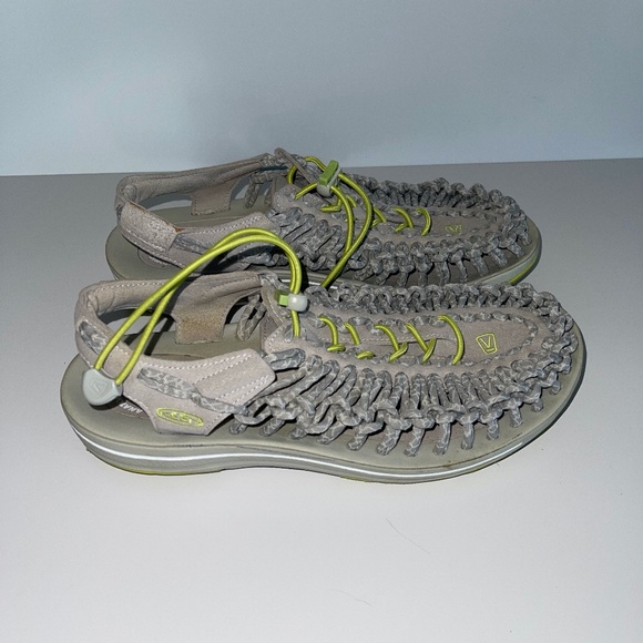 Keen Women's Uneek Sandals Size 8.5 - Picture 1 of 8